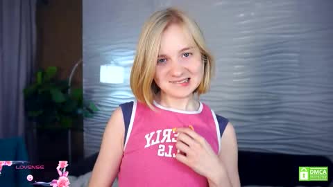 Hann G. Jones online show from 10.30.25