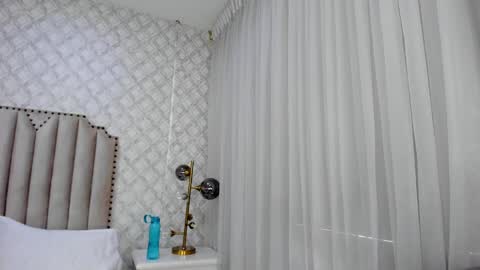    online show from 01.03.25