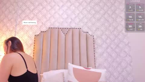    online show from 11.18.25