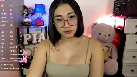 Pia online show from 02.07.25