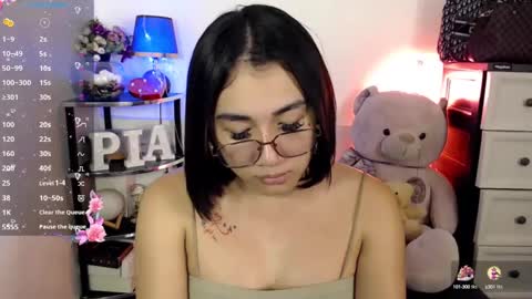 Pia online show from 02.07.25