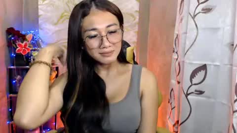 Pia online show from 06.24.26