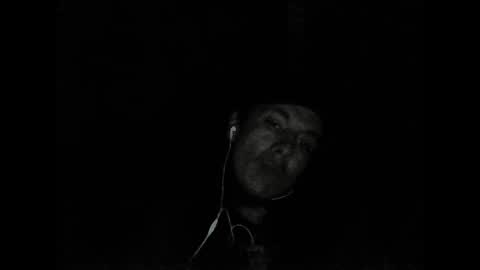 Snapshot of pierootcrow chatting on 09.28.25 pierootcrow online show from 09.28.25