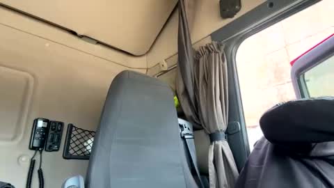 pierotu online show from 12.03.24