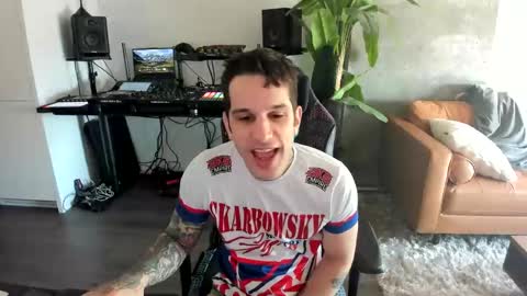 Snapshot of pierrefitch chatting on 03.12.25 Pierre Fitch online show from 03.12.25