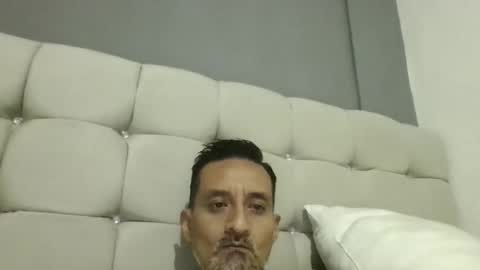 pieslatinos online show from 01.14.26