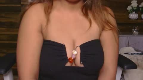 Snapshot of pihu59933 chatting on 12.17.25 pihu59933 online show from 12.17.25