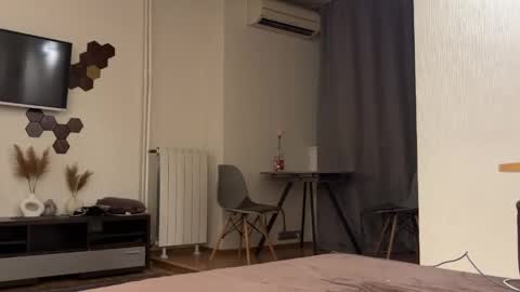 Trisha     online show from 04.14.26