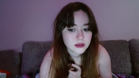 Snapshot of pillogoddess chatting on 01.05.25 PilloGoddess online show from 01.05.25