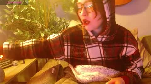 PilloGoddess online show from 12.15.25