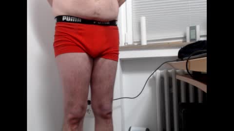 Snapshot of pimmel10 chatting on 02.25.25 pimmel10 online show from 02.25.25