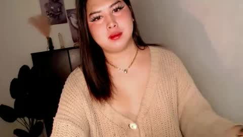 Snapshot of pinay_ivy chatting on 05.10.26 Ivy Morningstar online show from 05.10.26