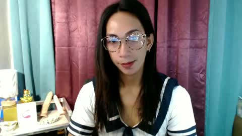 Snapshot of pinay_lucy chatting on 06.28.26 lucyLove online show from 06.28.26