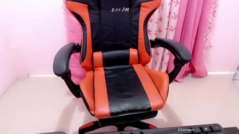 pinay_nica online show from 01.28.25