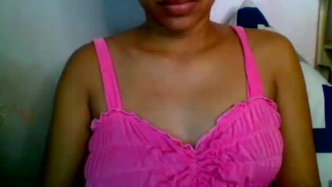 Snapshot of pinaybeauty_25 chatting on 09.13.25 im jane online show from 09.13.25