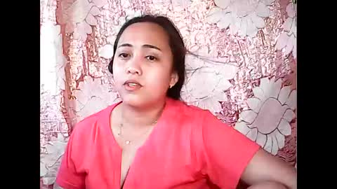 Snapshot of pinayexoticbeauty21 chatting on 10.20.25 pinayexoticbeauty21 online show from 10.20.25