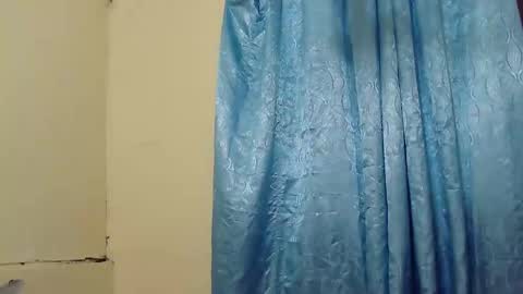 Snapshot of pinayloving_bella chatting on 10.10.25 pinayloving_bella online show from 10.10.25