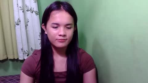 pinaymorena_rhowe online show from 12.07.24