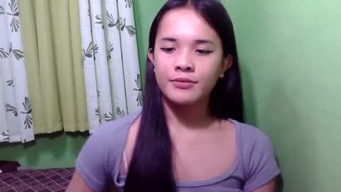 pinaymorena_rhowe online show from 12.08.24
