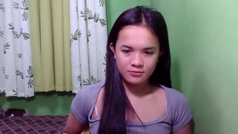 pinaymorena_rhowe online show from 12.09.24