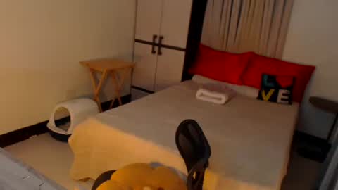 PinaySluttyAira online show from 04.17.26