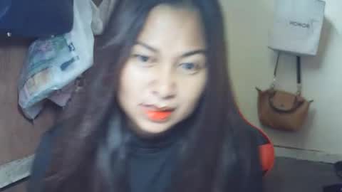 Snapshot of pinaysunday chatting on 11.03.25 pinaysunday online show from 11.03.25