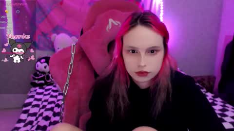 Snapshot of pineapple_dope chatting on 10.07.25 Nancy online show from 10.07.25