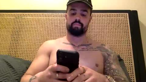 Snapshot of pineappleice26 chatting on 12.01.25 pineappleice26 online show from 12.01.25