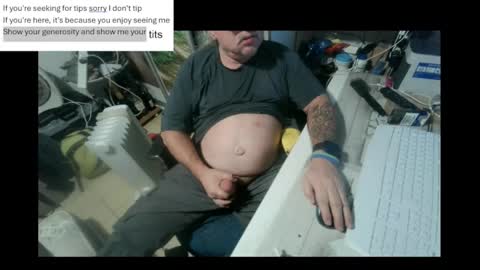 Snapshot of pini_z chatting on 01.19.25 pini_z online show from 01.19.25