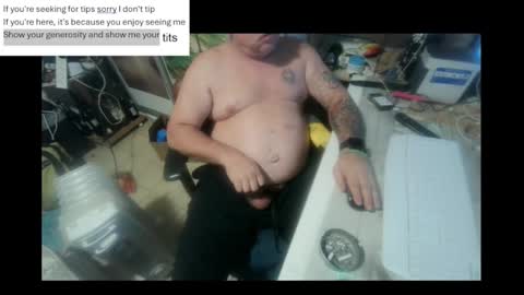 Snapshot of pini_z chatting on 01.26.25 pini_z online show from 01.26.25