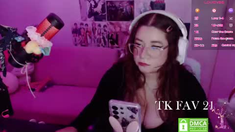 Snapshot of pink_girl0n chatting on 07.06.26 Kitty online show from 07.06.26