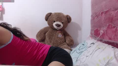 pink_love_25 online show from 04.13.26