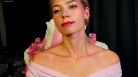 Kate online show from 09.21.25