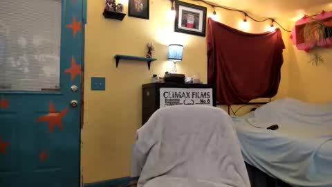 Virginity smiles online show from 11.23.25