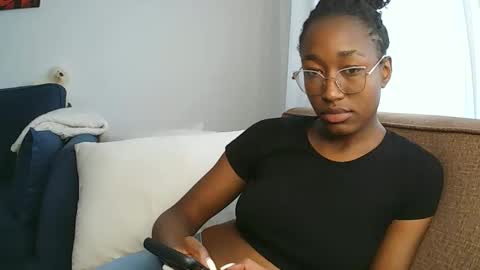 Snapshot of pinkaura_ chatting on 01.13.26 PinkyAura online show from 01.13.26