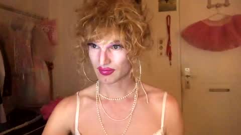 pinkfag online show from 12.22.24