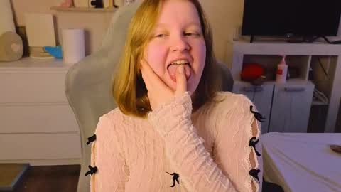 pinkiep1e online show from 04.11.26