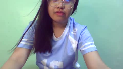 Snapshot of pinkish_shine chatting on 02.23.25 Hi its me shine online show from 02.23.25