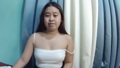Snapshot of pinkish_shine chatting on 09.25.25 Hi its me shine online show from 09.25.25