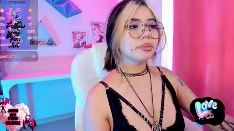 PINKK online show from 11.26.25