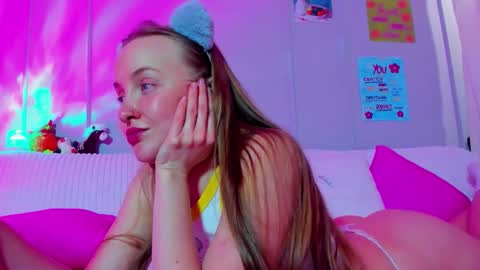 Mila online show from 02.05.26