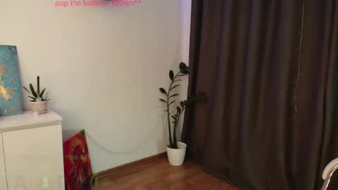 Snapshot of pinkperlita chatting on 02.09.25 Perlita online show from 02.09.25