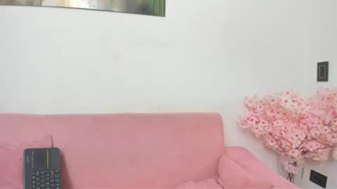 pinky_f00x online show from 07.08.26