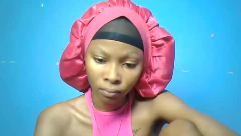 Snapshot of pinky_lov chatting on 10.06.25 pinky_lov online show from 10.06.25