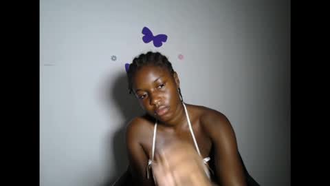 pinkykiki_247 online show from 12.19.25