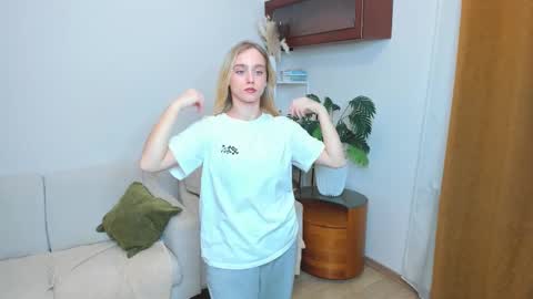 Kate online show from 12.04.25