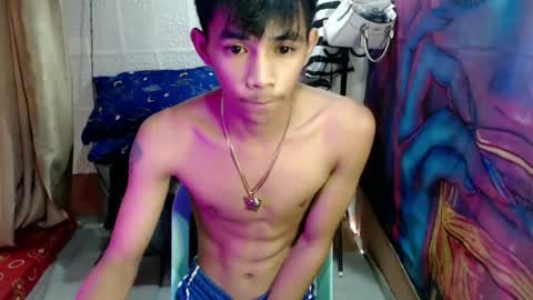 Snapshot of pinoy_oyd69 chatting on 06.19.26 pinoy_oyd69 online show from 06.19.26