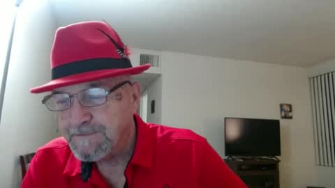 Snapshot of pipewizard chatting on 01.14.25 pipewizard online show from 01.14.25