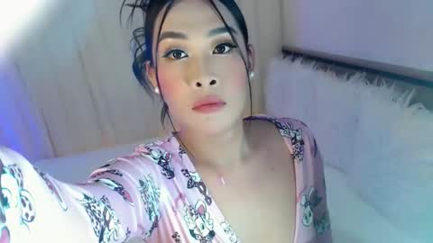 Ari online show from 09.13.25