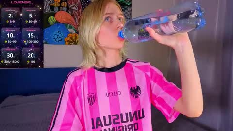 pis_sos online show from 03.24.26